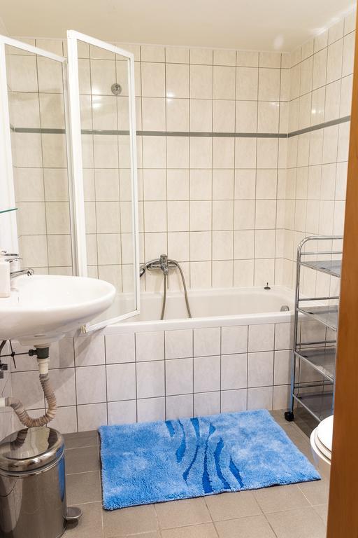 Apartment Poustevnik بيتس بود سنيزكو المظهر الخارجي الصورة